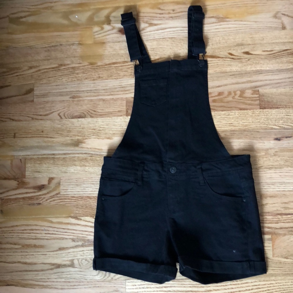 Wall flower short overalls